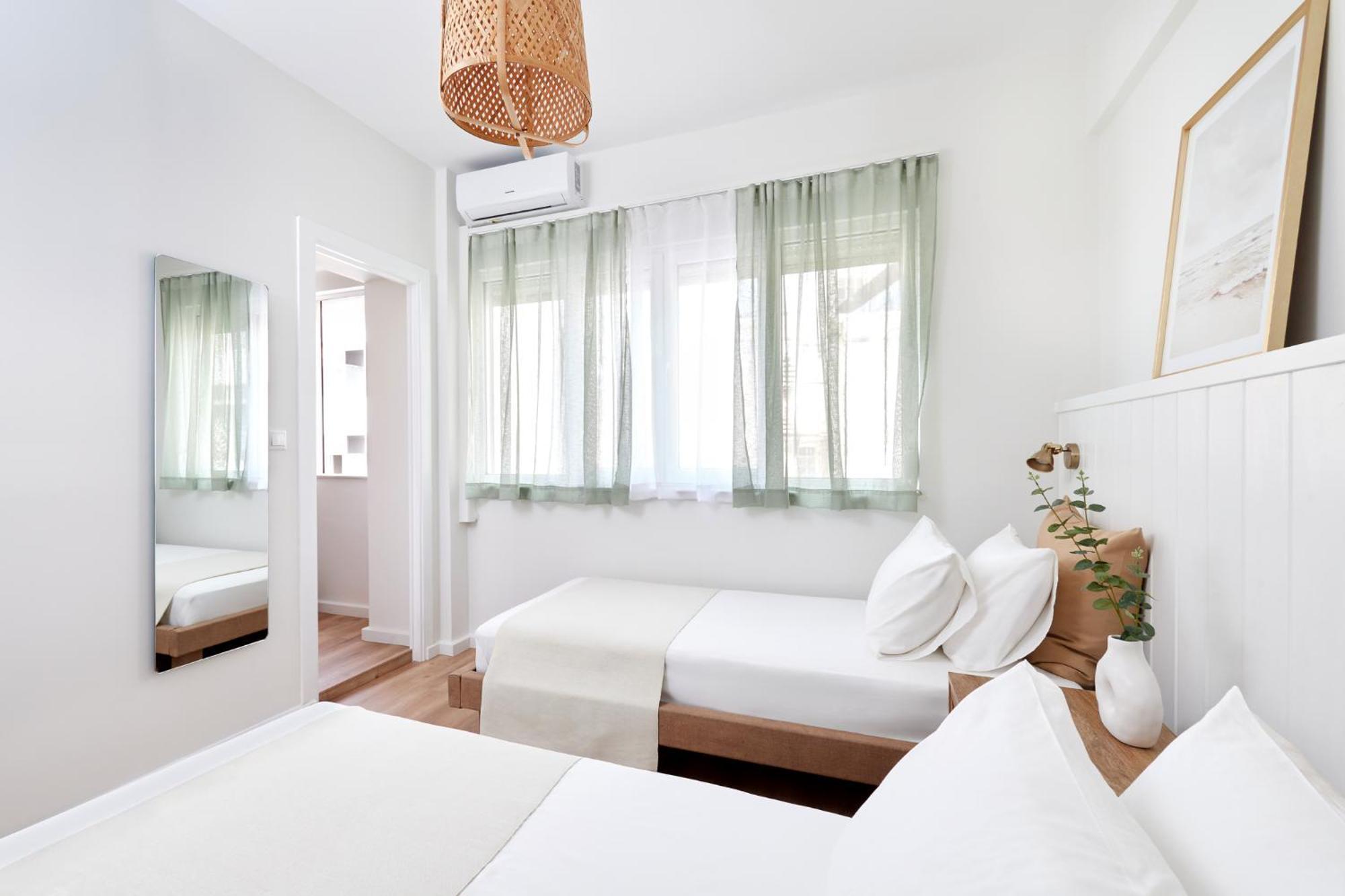 Athens Premium Suites - Sunny 2 Bedroom Suite With Parking Extérieur photo